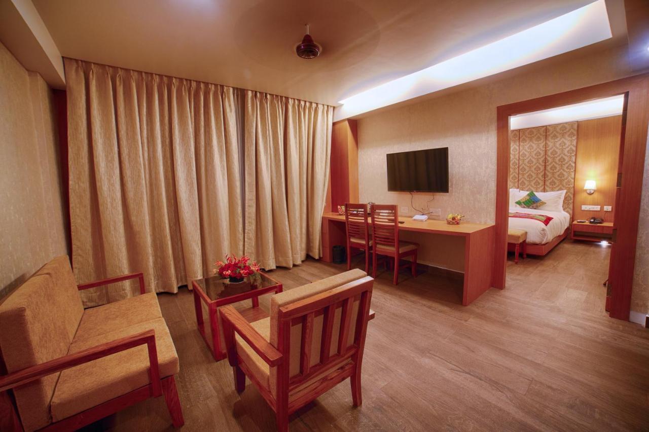 Abhyagama Hotel Digha  Bagian luar foto