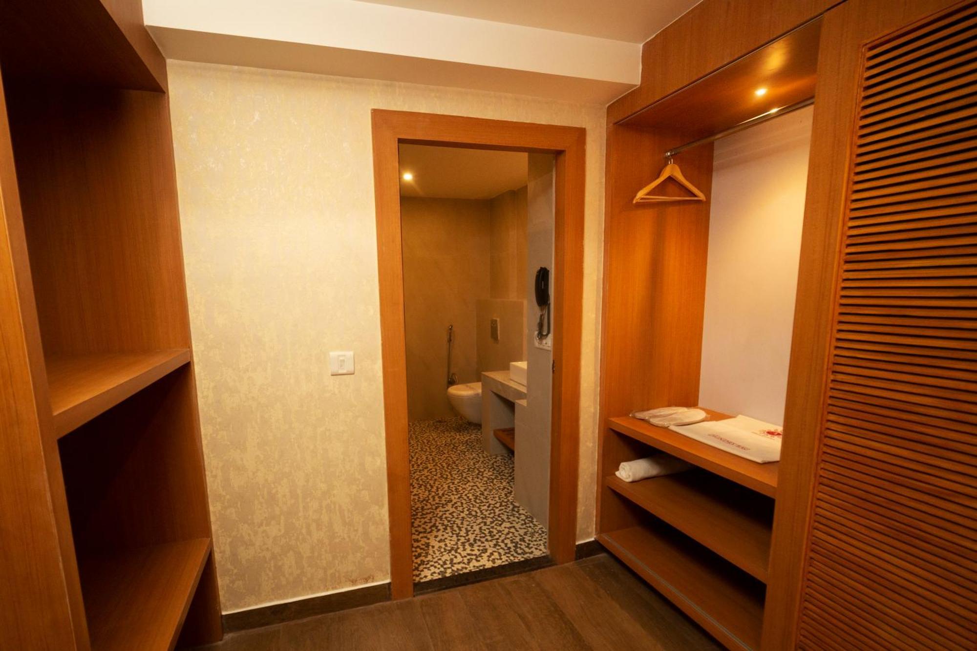 Abhyagama Hotel Digha  Bagian luar foto