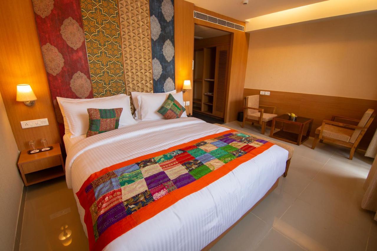 Abhyagama Hotel Digha  Bagian luar foto