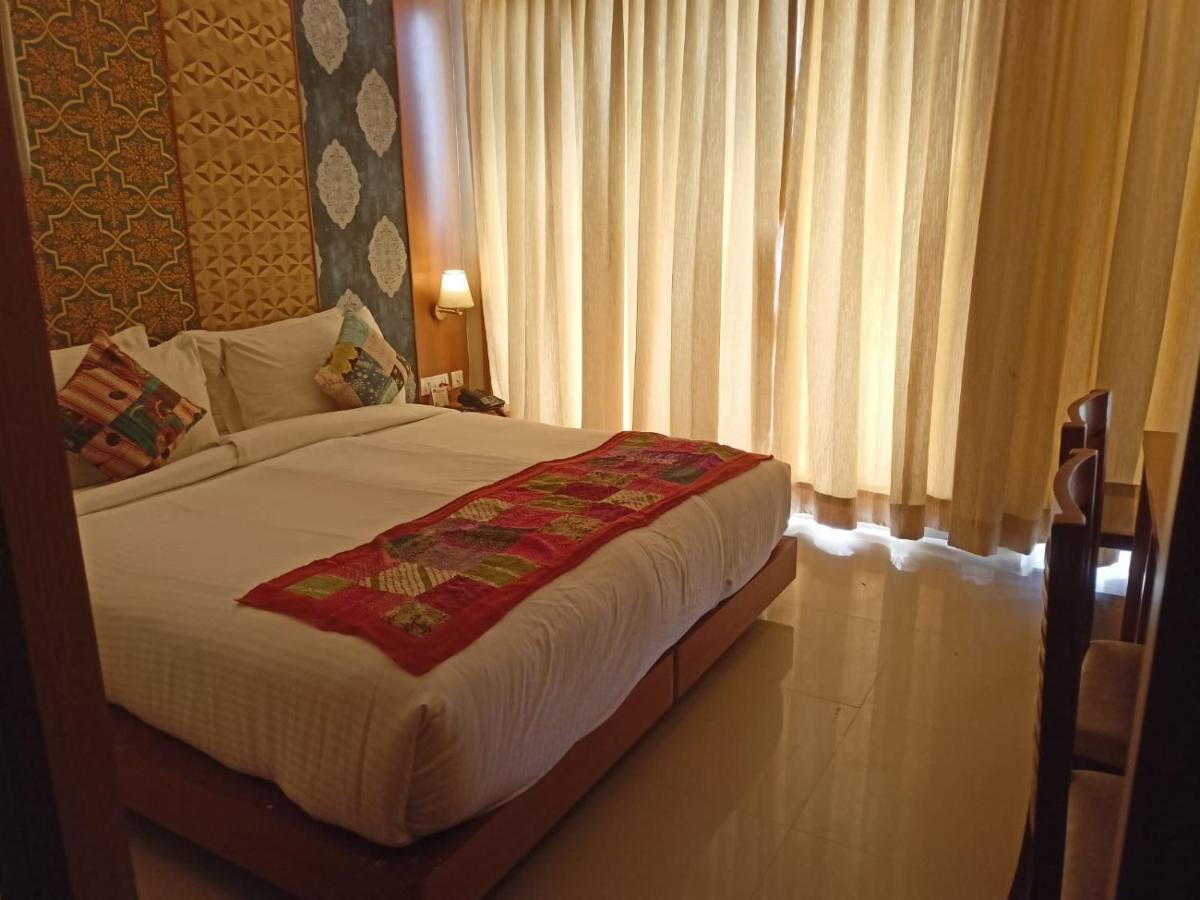 Abhyagama Hotel Digha  Bagian luar foto