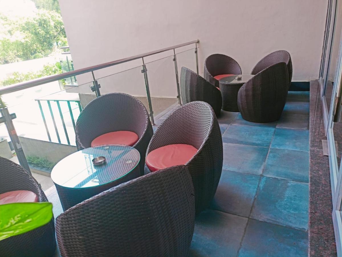 Abhyagama Hotel Digha  Bagian luar foto
